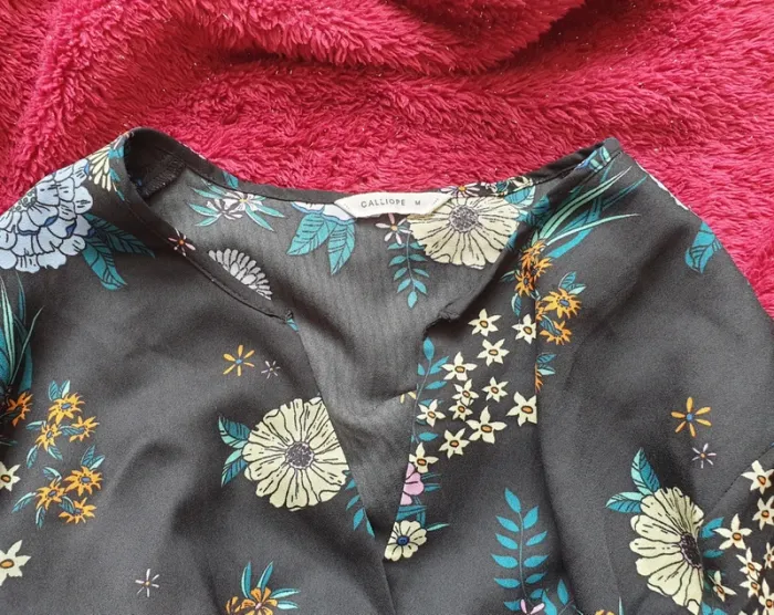 Blouse fleurie - photo numéro 3