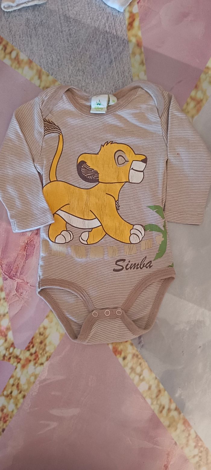 8 bodys - photo numéro 3