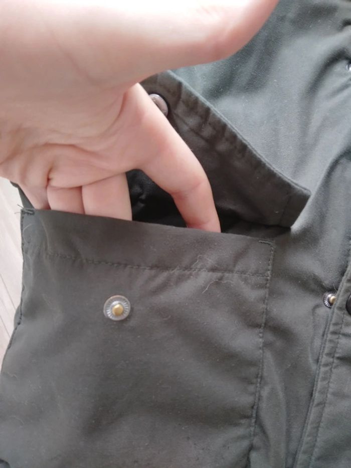 🍁A 7€ uniquement ce week-end 🍁 🌸Manteau kaki a fourrure 6ans🌸 - photo numéro 4