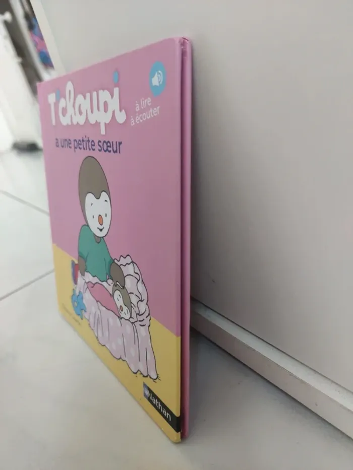 Livre T'choupi a une petite soeur - photo numéro 4