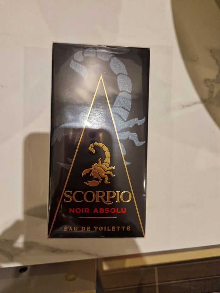 Parfum neuf scorpio noir absolu