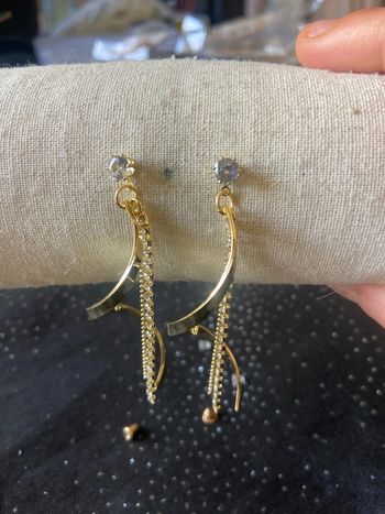 boucles d'oreilles strass dorées pendantes