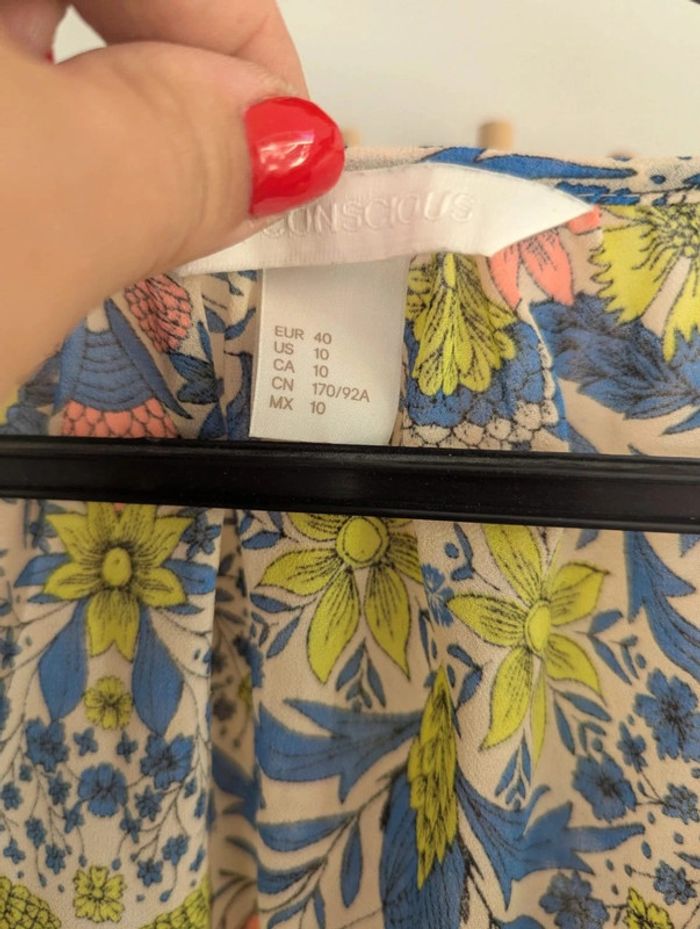 Robe femme sans manches coloré et fleuri taille 40 - photo numéro 3