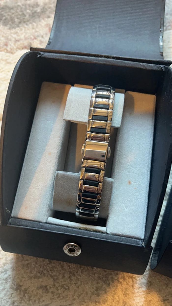 Montres Y Trinquet en titane - photo numéro 2