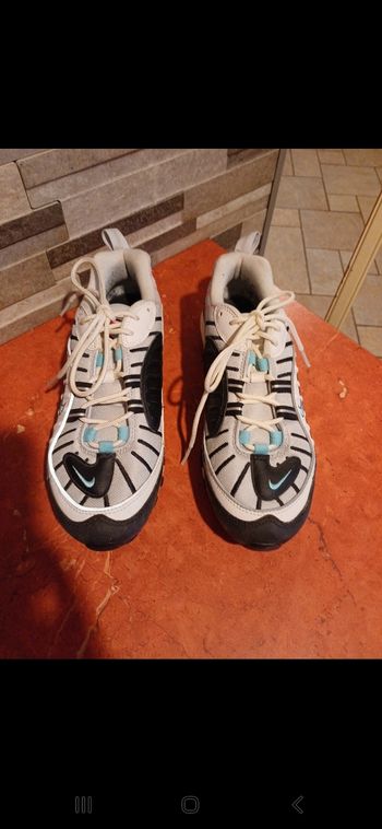 Baskets Nike Air max 98 taille 40