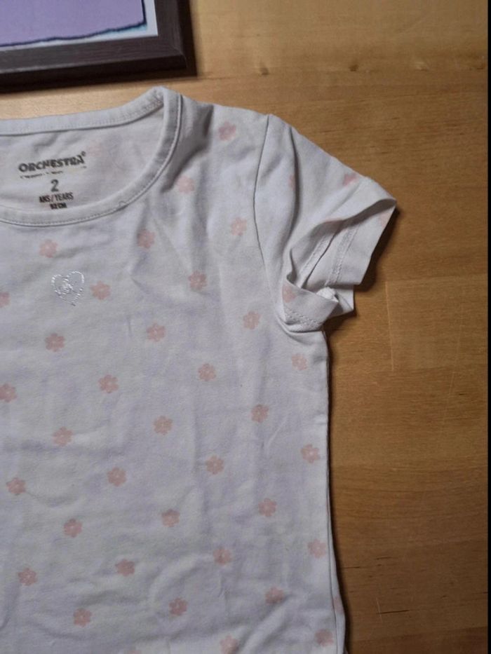 T-shirt manches courtes pour fille taille 24 mois Marque Orchestra très bon état - photo numéro 2