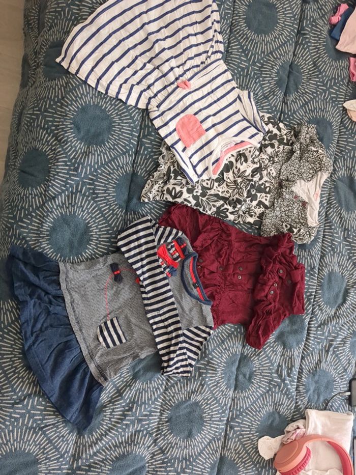 Lots de robe fille 3 et 4 ans