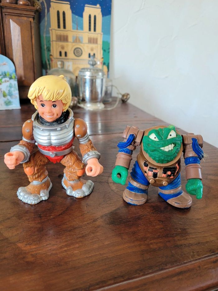 Vends lot de 2 personnages bucky o hare 90s hasbro