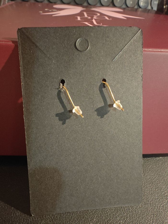 Boucles d'oreilles à cristaux rouges - photo numéro 2