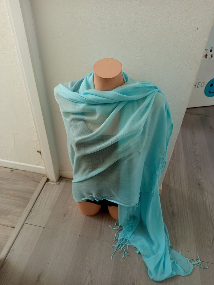 Châle - photo numéro 2