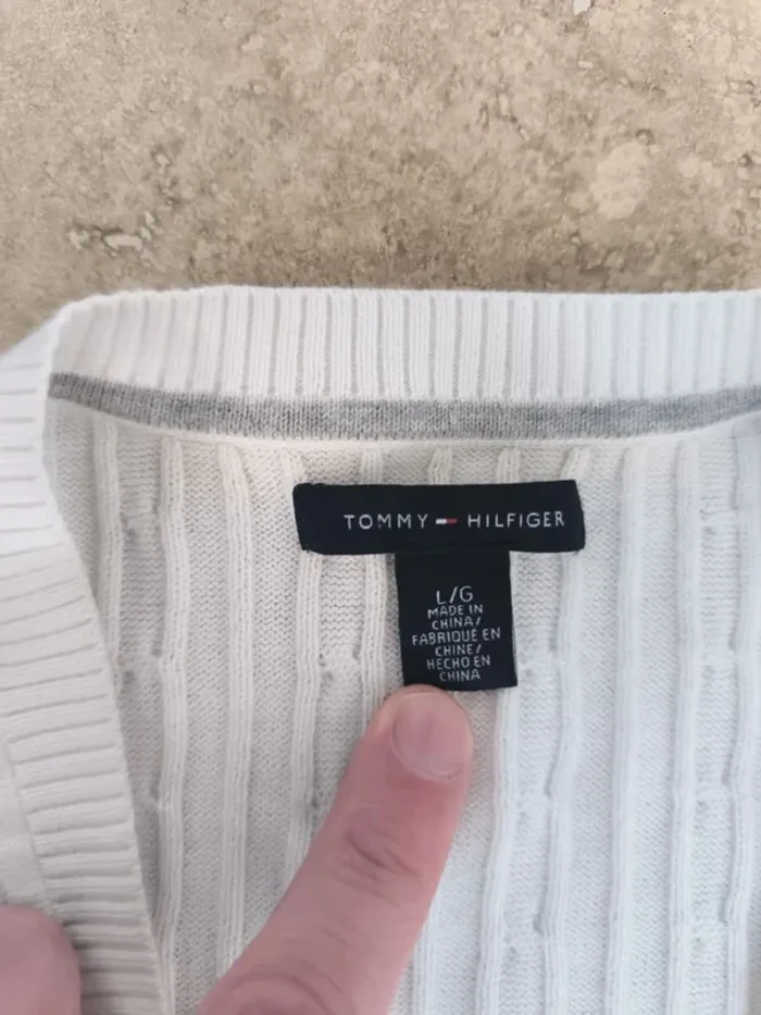 Lots de pull femme Tommy Hilfiger et Ralph Lauren mauvais état - photo numéro 15