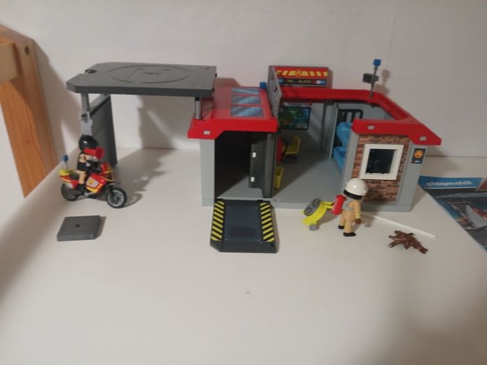 Playmobil Caserne de pompier - photo numéro 4