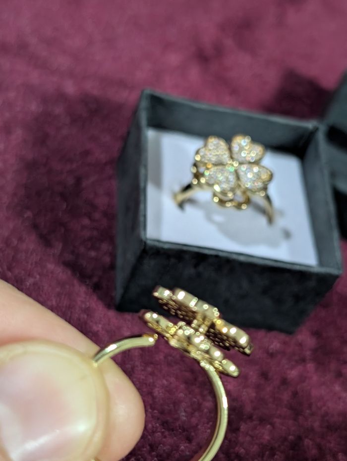 Bague trèfle 🍀 doré anti stresse - photo numéro 3