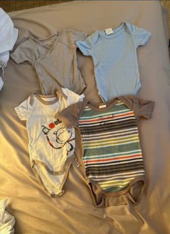 Lot bodies manche court 3 m