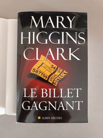 Mary Higgins Clark le billet gagnant