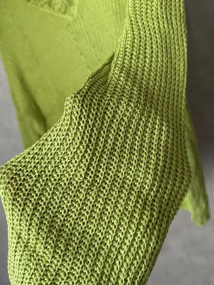 Pull vert col V à dentelle - photo numéro 7