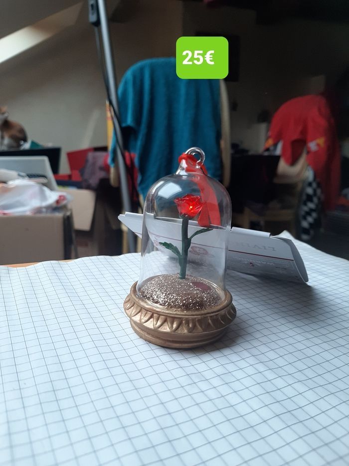 Figurine Disney shopdisney officiel rose