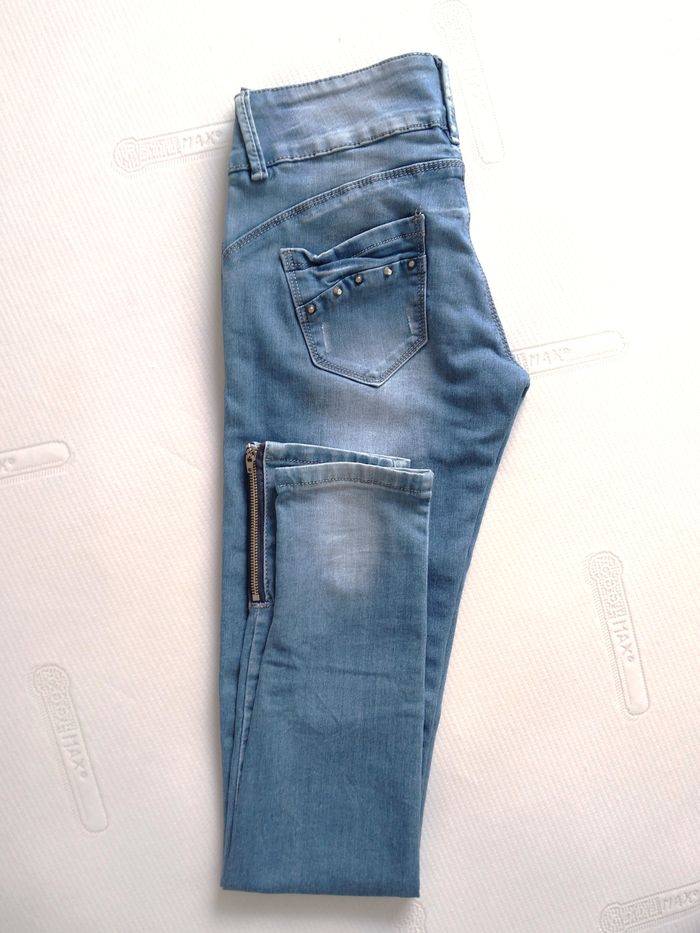 Jean taille basse bleu clair effet délavé - One by Gémo - photo numéro 7