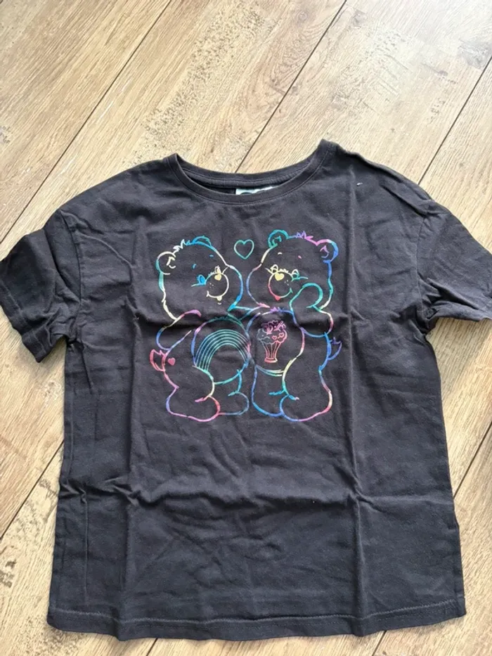 T-shirt bisounours 8 ans