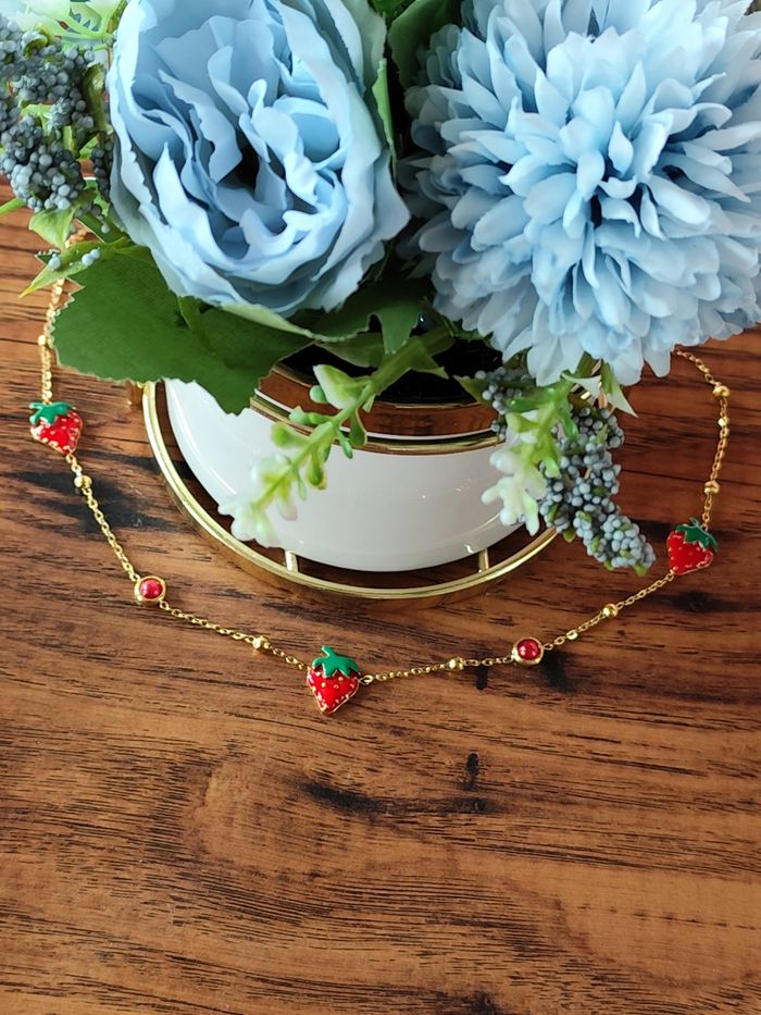 Collier fraise 🍓 ✅