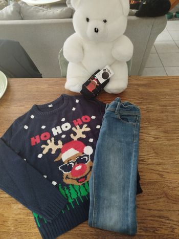 Ensemble pull + jean + chaussettes
