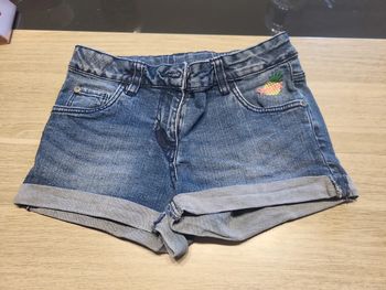 Short fille taille 134 ,pepperts