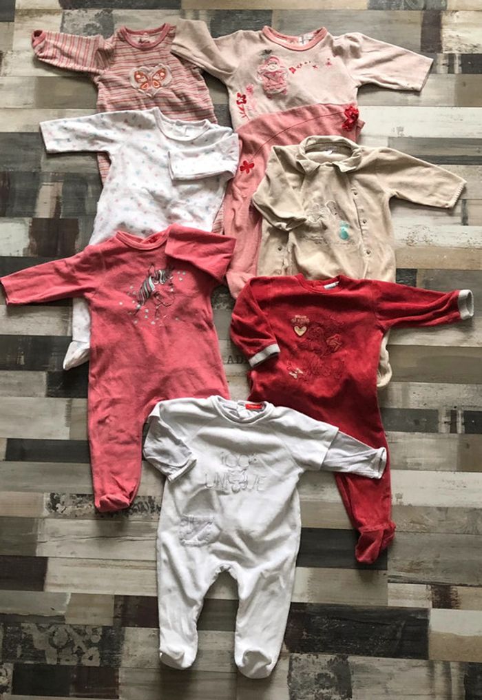 Lot de 7 pyjamas 9 mois