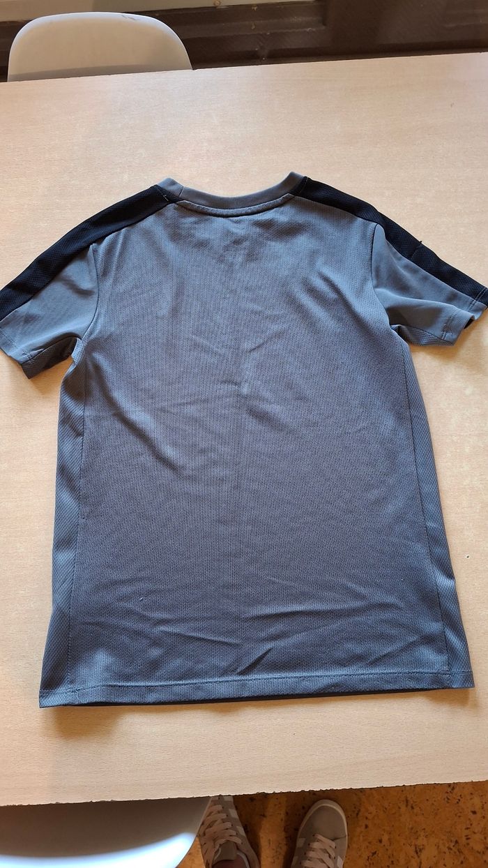 Tshirt et short Nike dri fit enfant - photo numéro 3