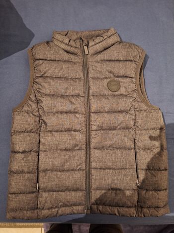 Doudoune sans manche taille 5 ans marque creeks