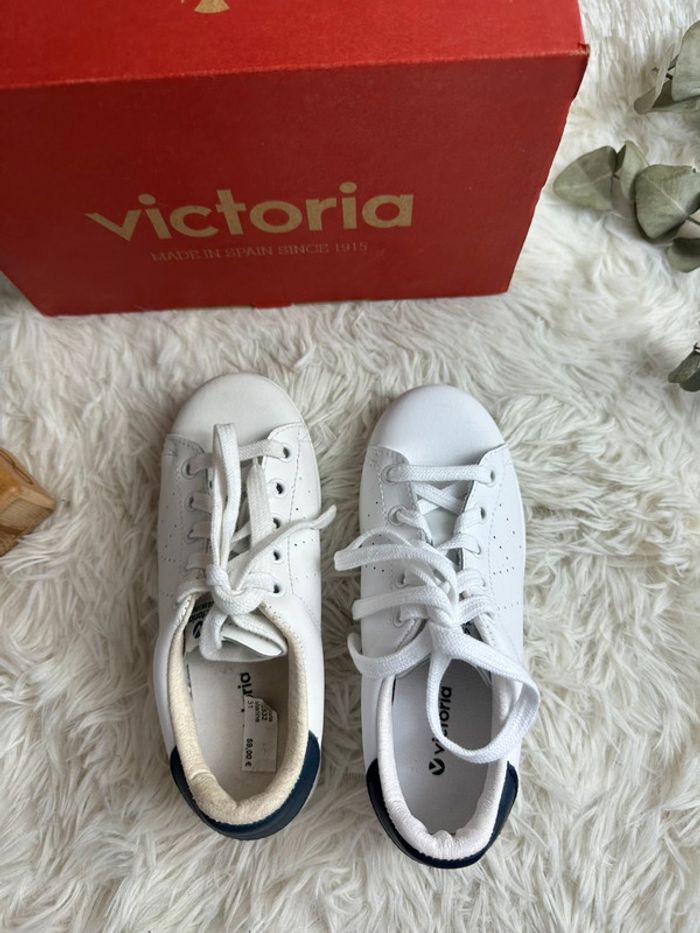 Paire de basket blanche Victoria taille 31 - photo numéro 4