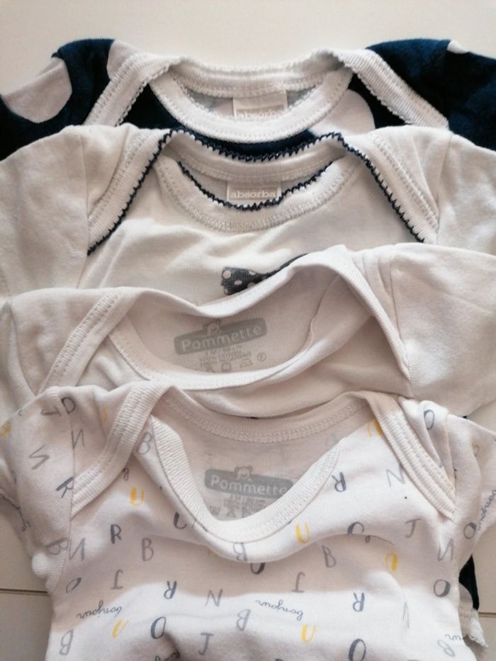 Lot 4 bodies 3 mois - photo numéro 6