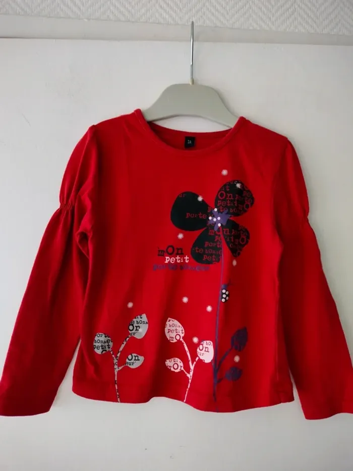(a) T-shirt rouge manches longues 3ans - photo numéro 2