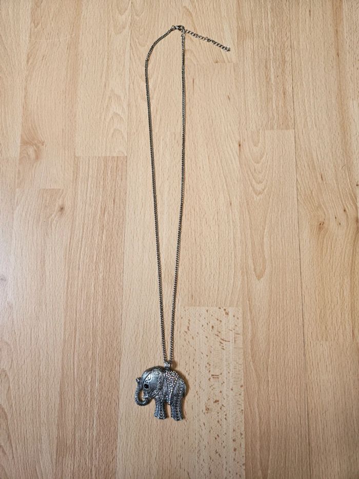 Collier fantaisie sautoir éléphant - photo numéro 3