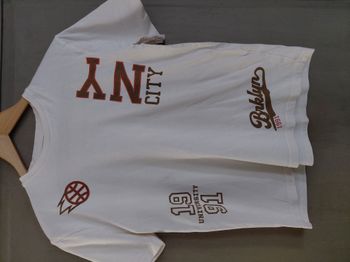tshirt écru - 10 ans - très bon état -  gémo