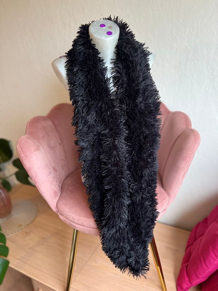 Snood / Écharpe Tube Noire Douce & Moelleuse – Comme Neuve ❄️ - photo numéro 6