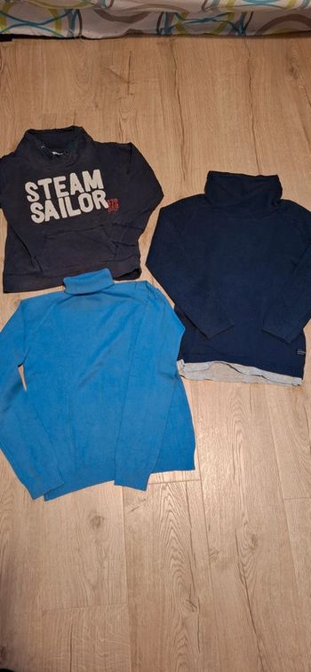 Lot 2 pulls bleu 2 Neufs +1 sweatTBE