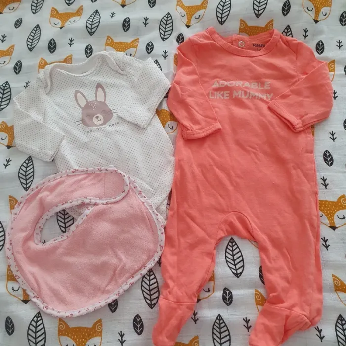 Lot vêtements fille 0/1 mois