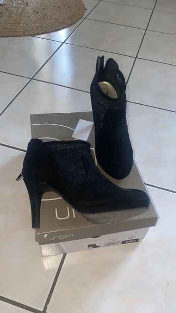 Bottines à talons en dentelle, taille 36 gémo
