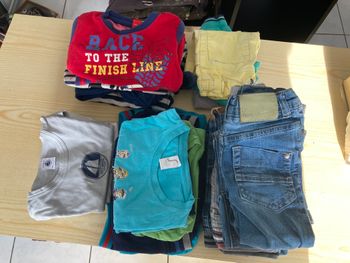 Gros lot vêtement 2 ans garcon 25pcs lot à 20 