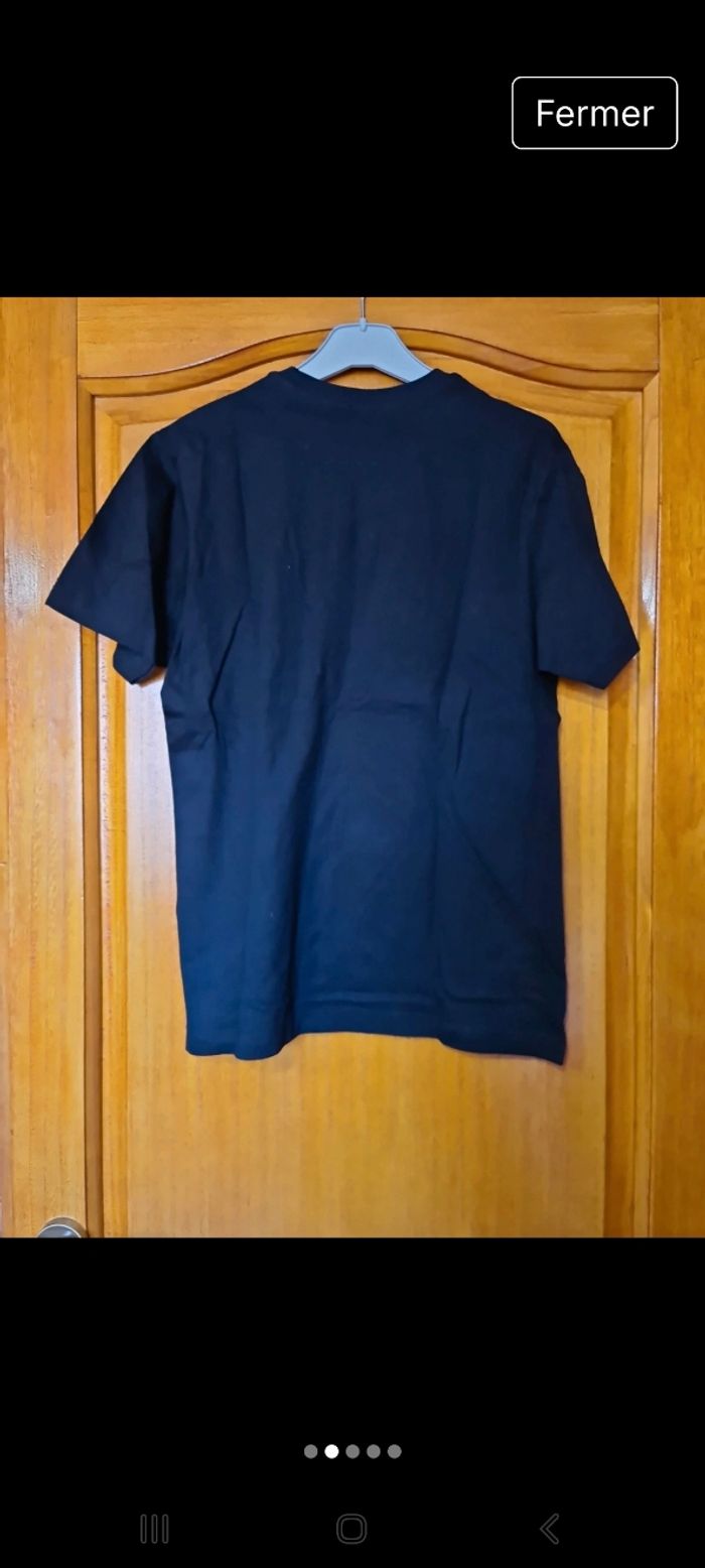T-shirt taille M - photo numéro 2