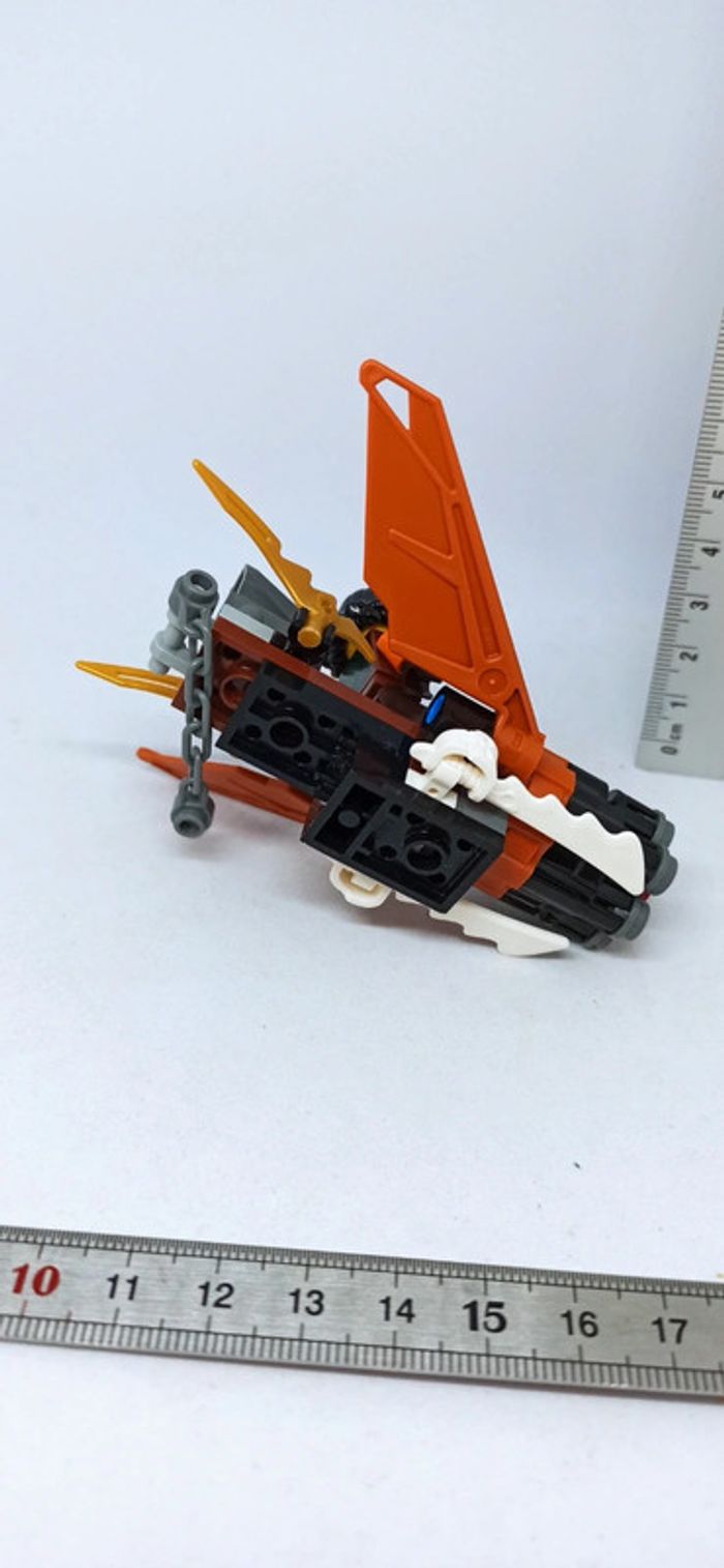 Petit vaisseau avec mitrailleuse motif samouraï ninjago lego - photo numéro 5