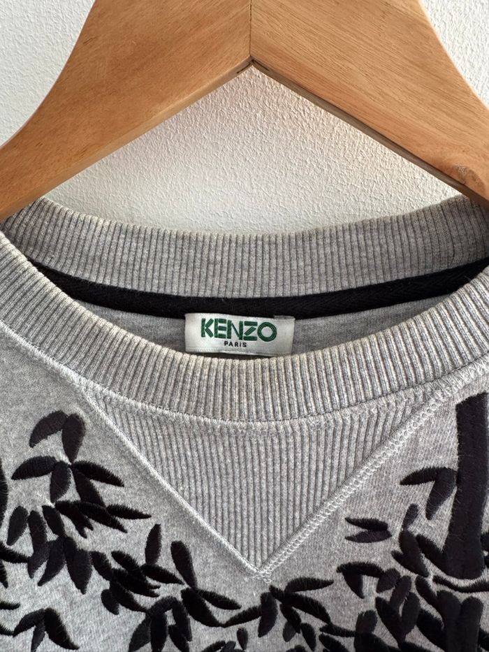Pull Kenzo taille S - photo numéro 4