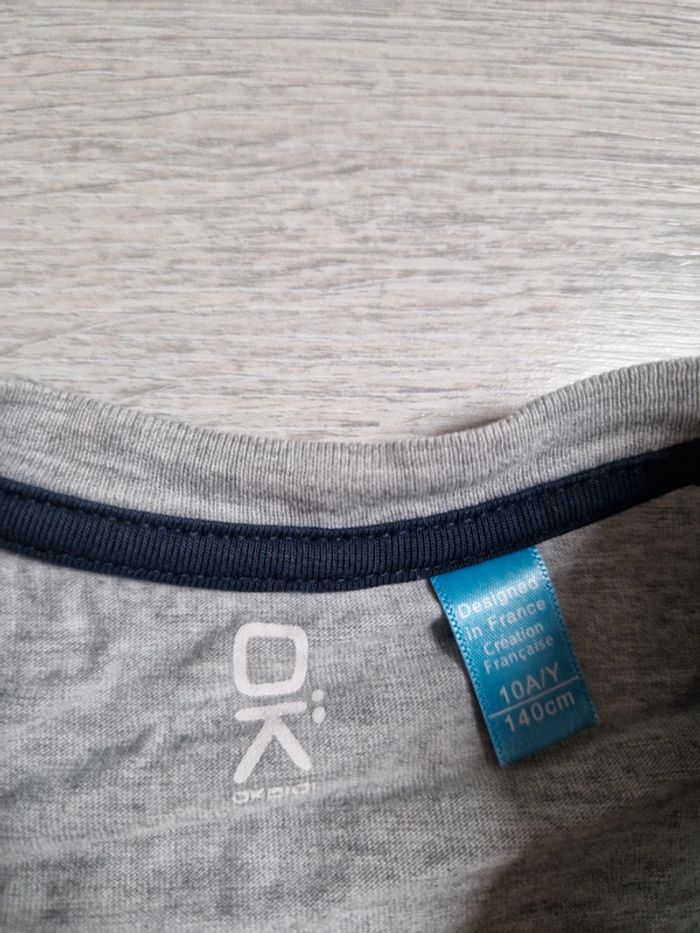 Tee-shirt gris et bleu marine Okaïdi 10 ans basket-ball - photo numéro 3