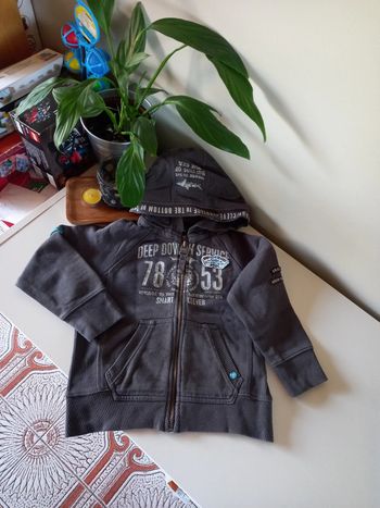 Gilet à capuche garçon 92