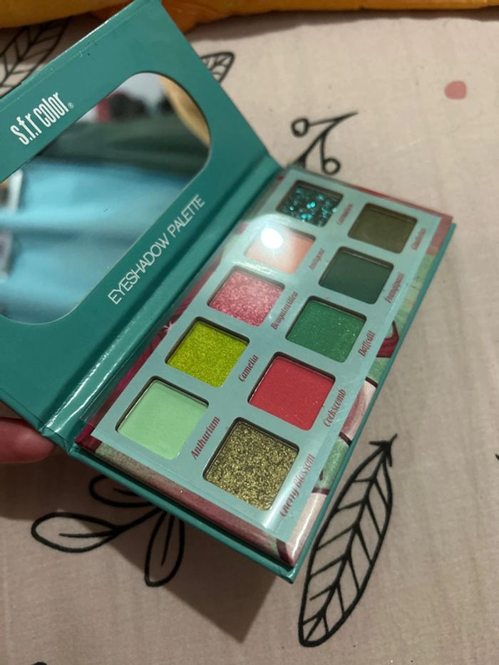 Palette de maquillage - photo numéro 4