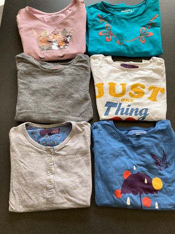 Lot ensemble vêtement haut pull 8 ans fille