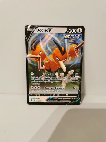 Carte Pokémon Dodrio V 201/264