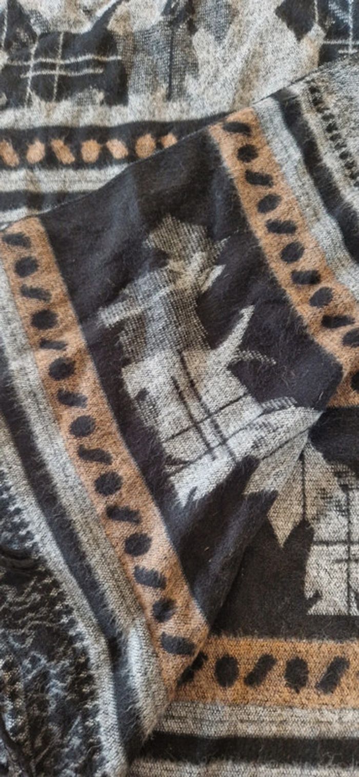 Grand poncho - photo numéro 3