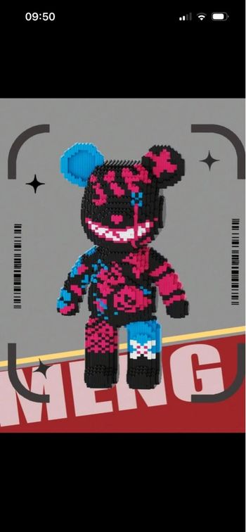 Jeu de construction Bearbrick Style "Jinx" (avec compartiment secret)