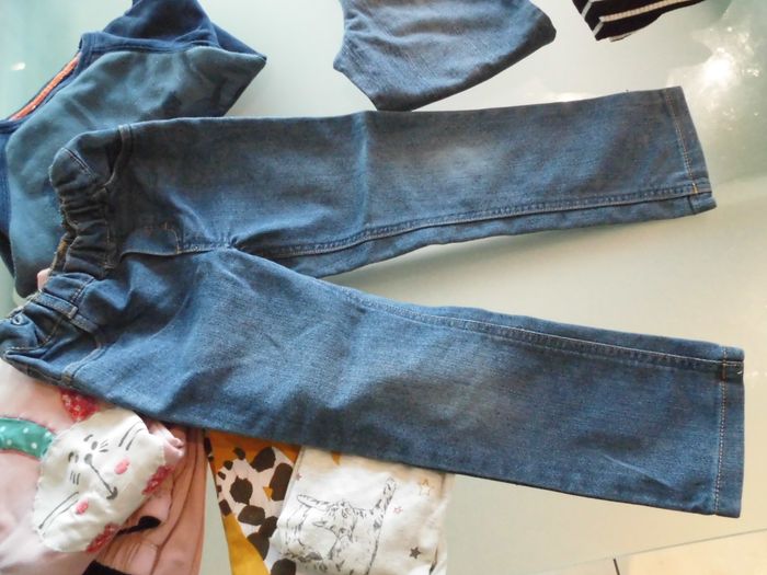 Lot de vêtements fille 4ans Petit Bateau et autres - photo numéro 7